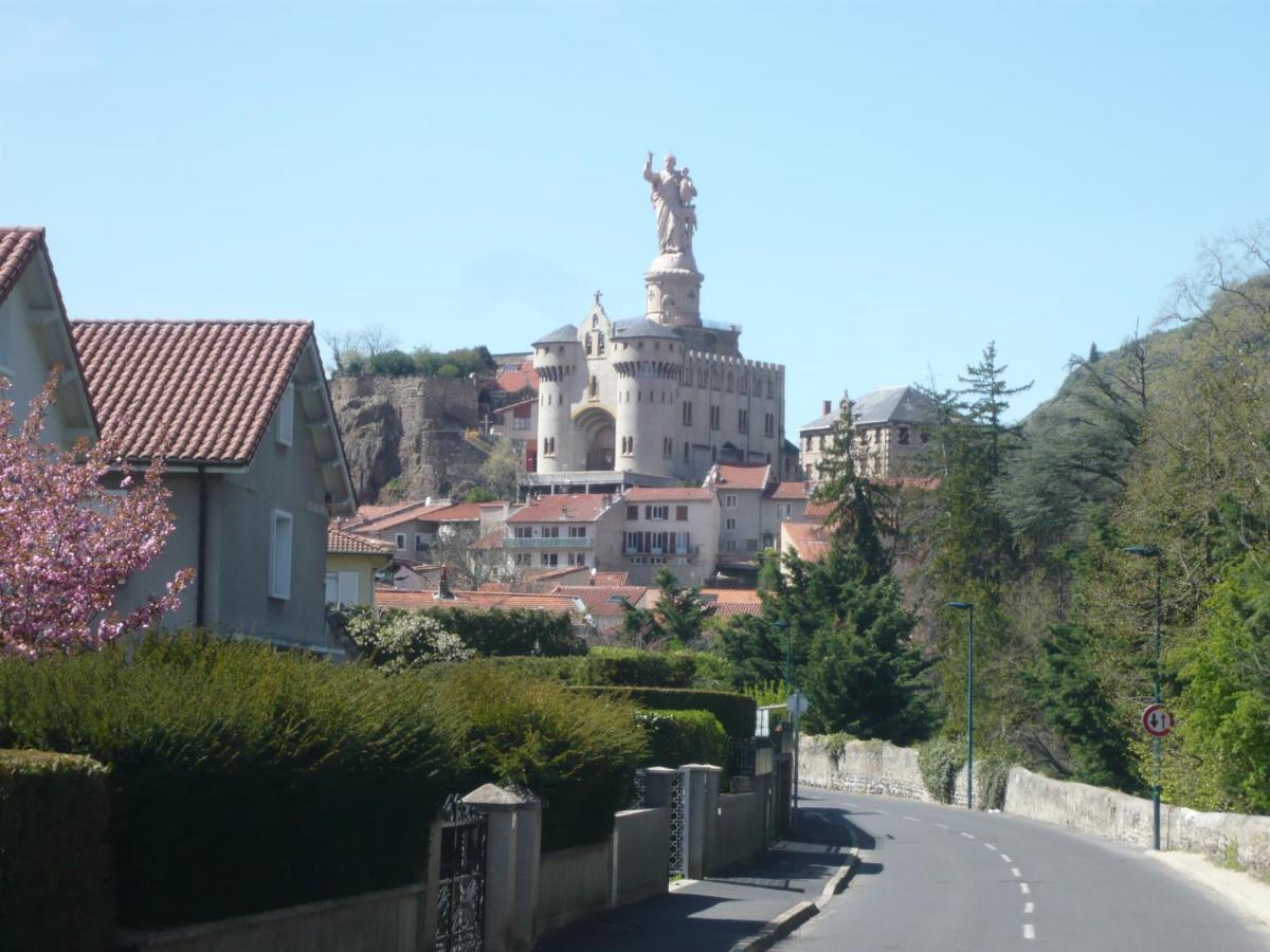 Le Petit St Jacques Apartment Le Puy-en-Velay Exterior photo